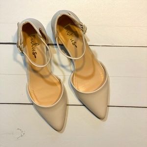 Lulus | Lucinda Off White Ankle Strap Pumps (Brand New!) | Size 5.5